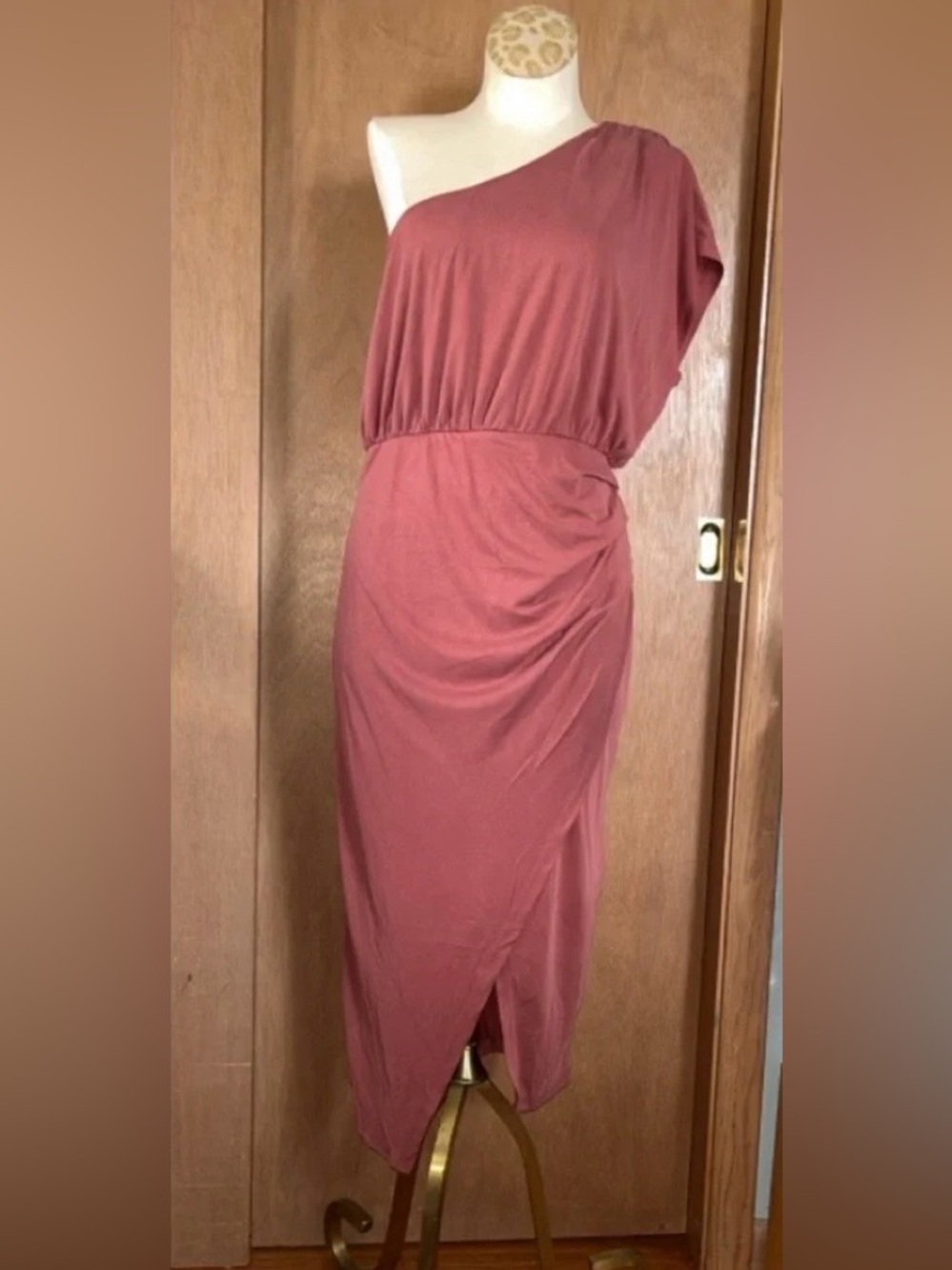 Lulus New Lulu’s Raise a Glass Rusty Rose One-Shoulder Midi Dress M